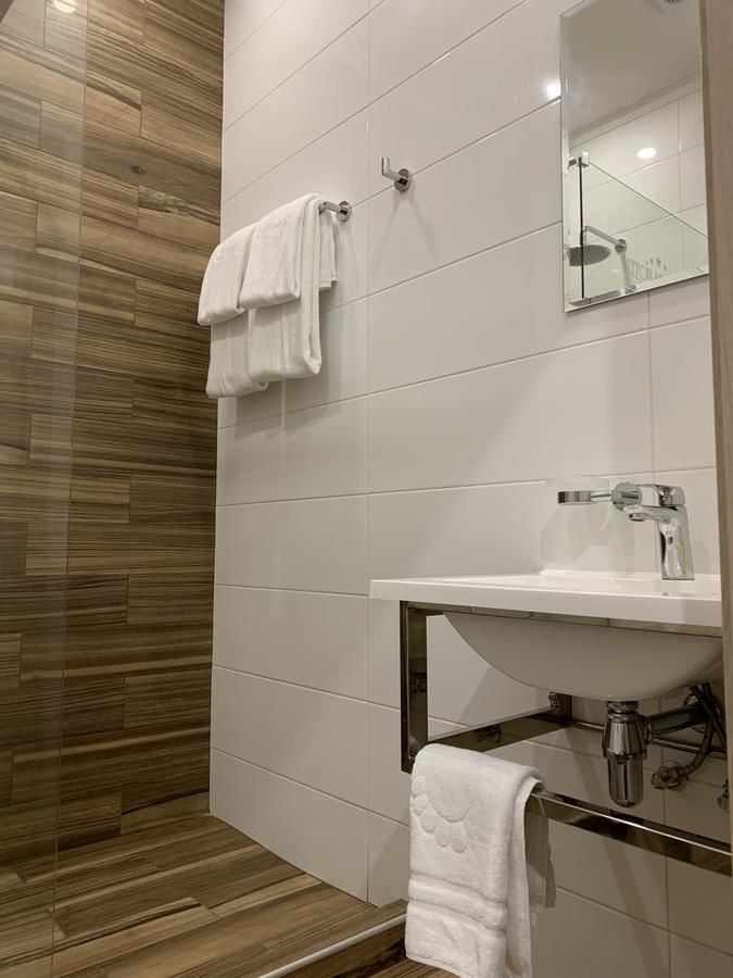 Отель Premium Hotel Славянск