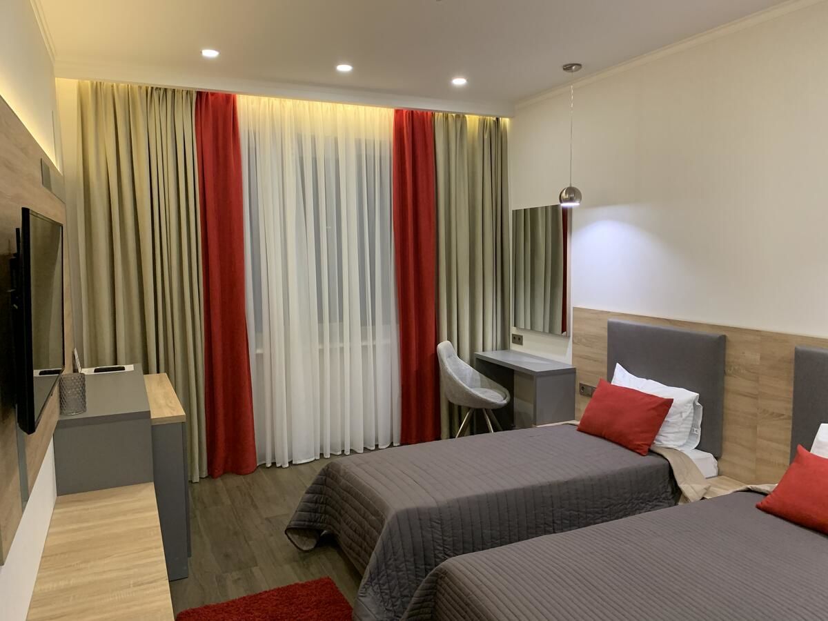 Отель Premium Hotel Славянск