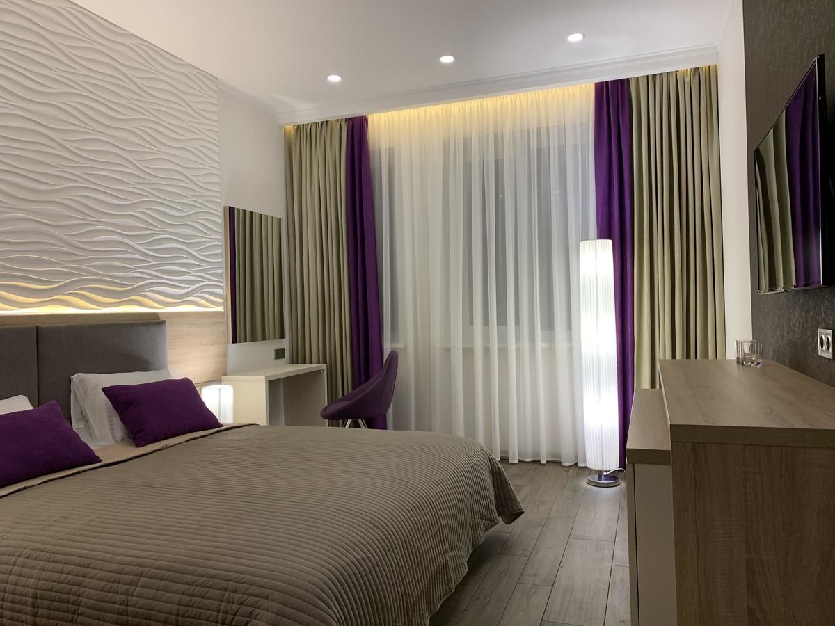 Отель Premium Hotel Славянск